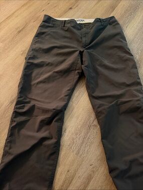 Magellan Outdoors Men's Dark Charcoal Performance Pants